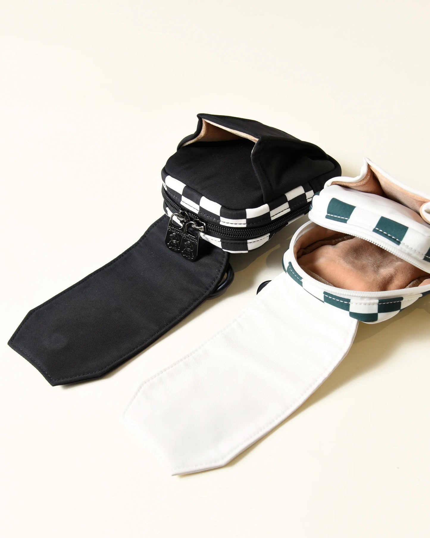 SCOPE & POUCH