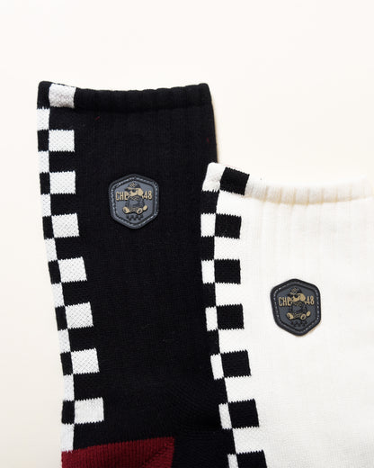 C48 NESE SOCKS